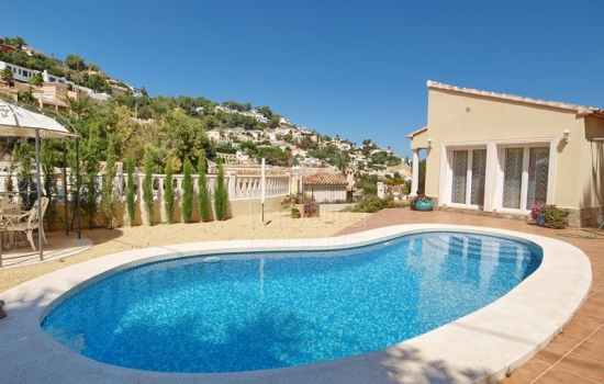Te koop: Villa met zwembad in Moraira, Costa Blanca Noord