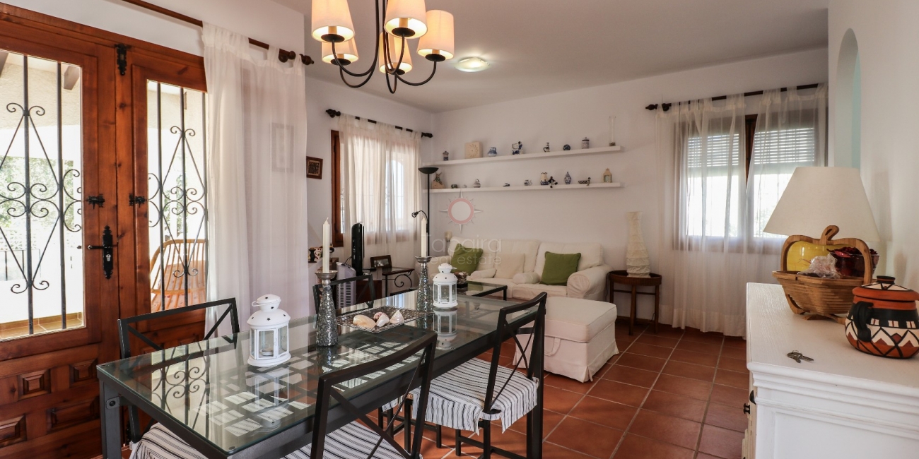 ◈ Nedsatt pris oberoende villa till salu i Moraira