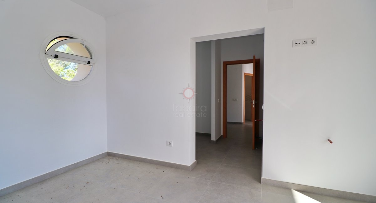 ▷ Propiedad de cuatro dormitorios en venta en La Sabatera Moraira