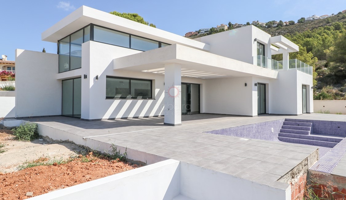 ▷ Modern design villa with sea views for sale in Moraira