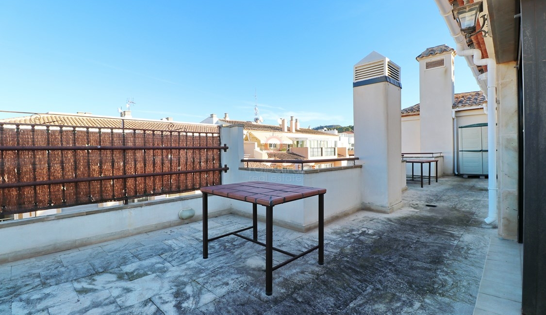 ☀ Apartamento ático en venta en el centro de Moraira