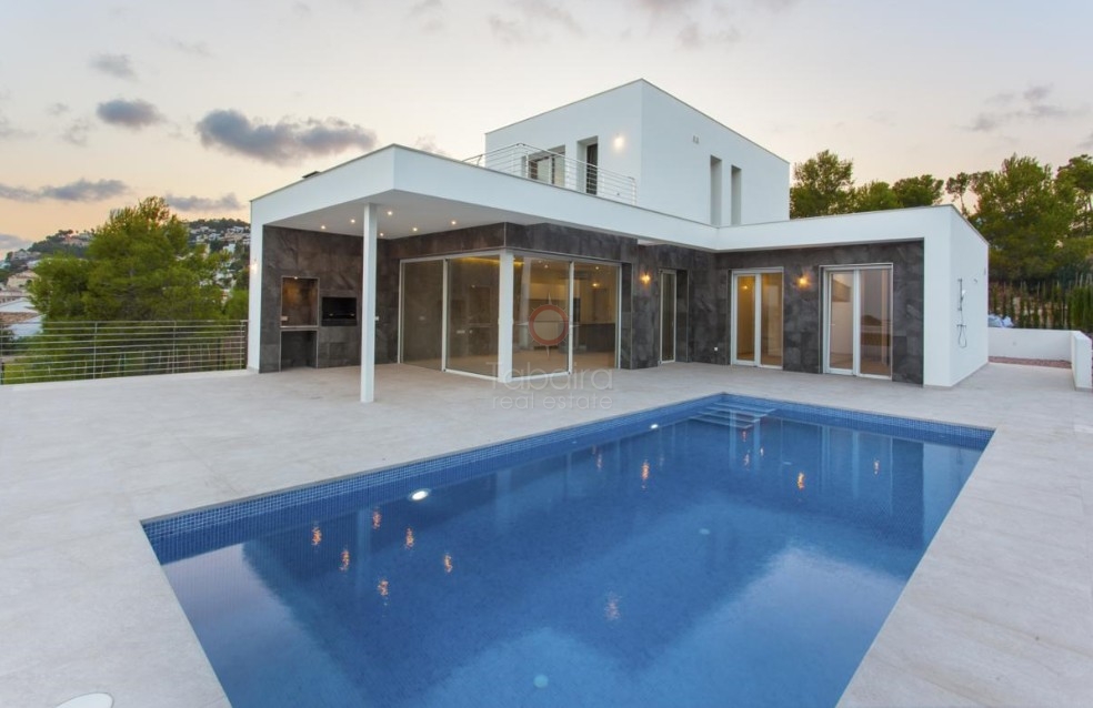 Moderne Meerblick-Villa zum Verkauf in Benimeit