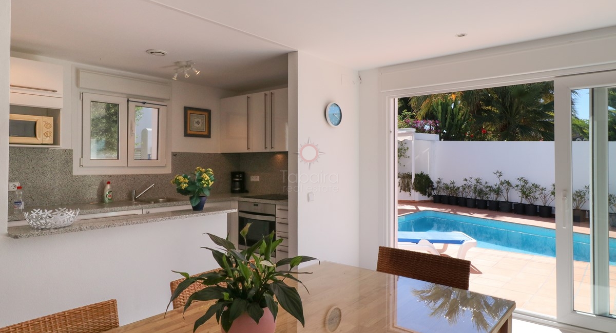 ▷ Villa in Ibiza-stijl te koop in Pla del Mar Moraira