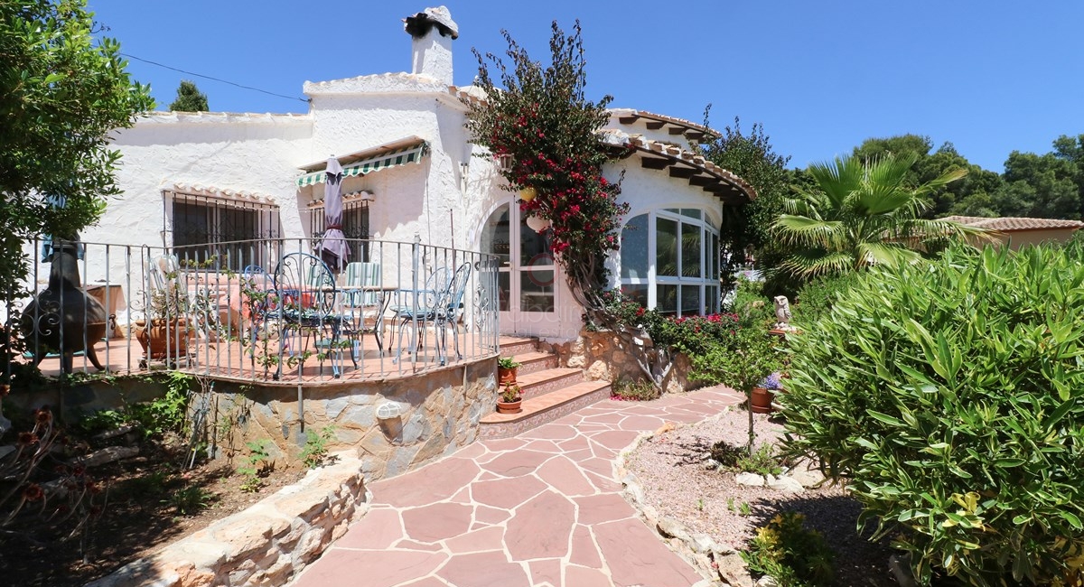 ▷ Villa con vistas al mar en venta en Cometa Moraira