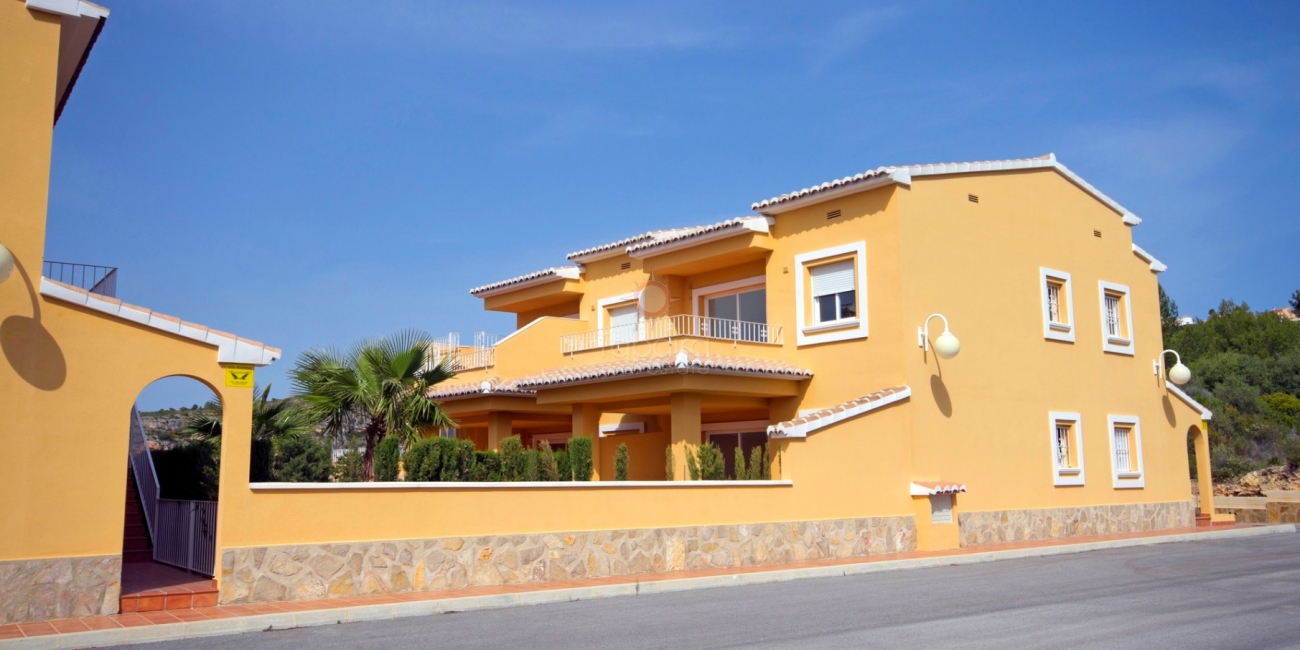 Недвижимость на продажу в Jardines de Montecala, Кумбре дель Соль