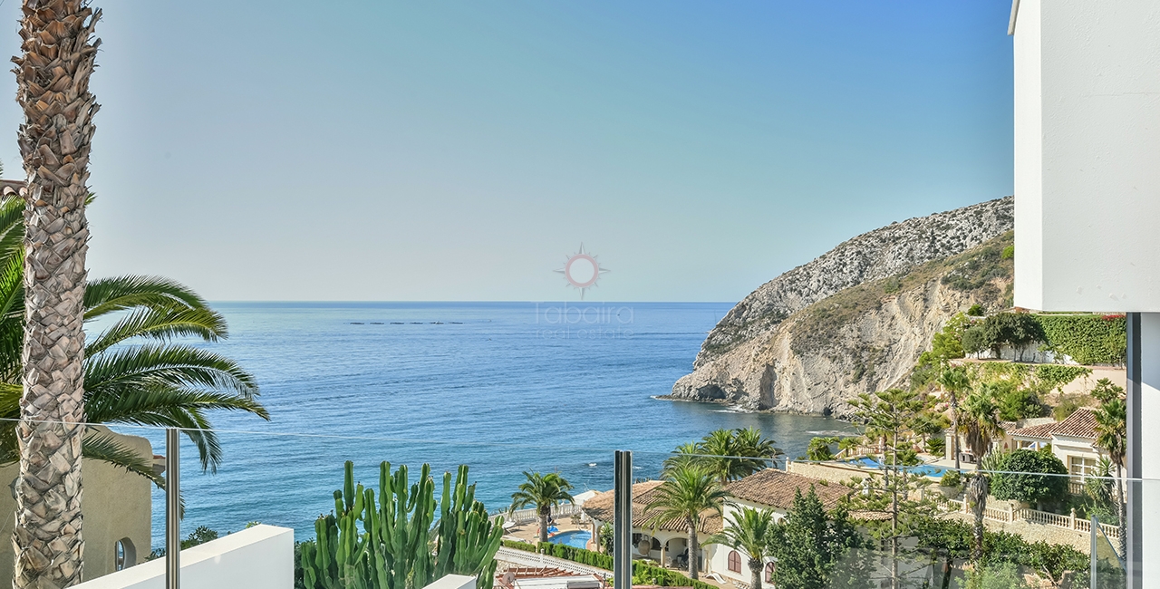 ▷ Luxe villa te koop in Calpe naast het strand en de jachthaven