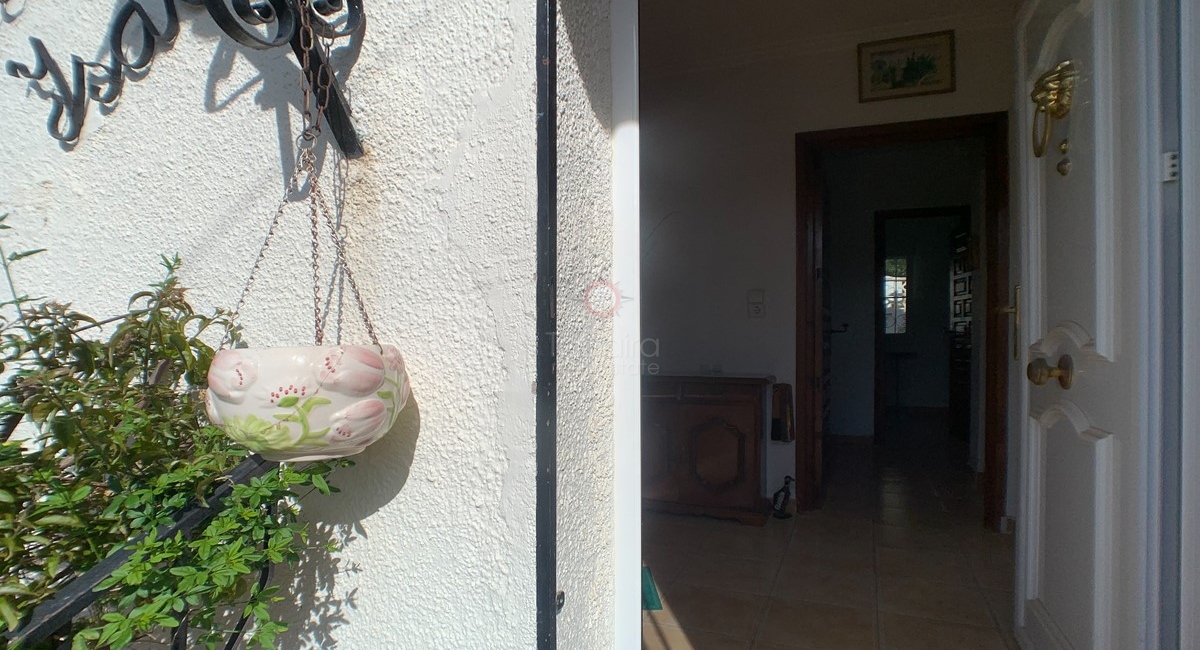 Günstige Villa zum Verkauf in Moraira