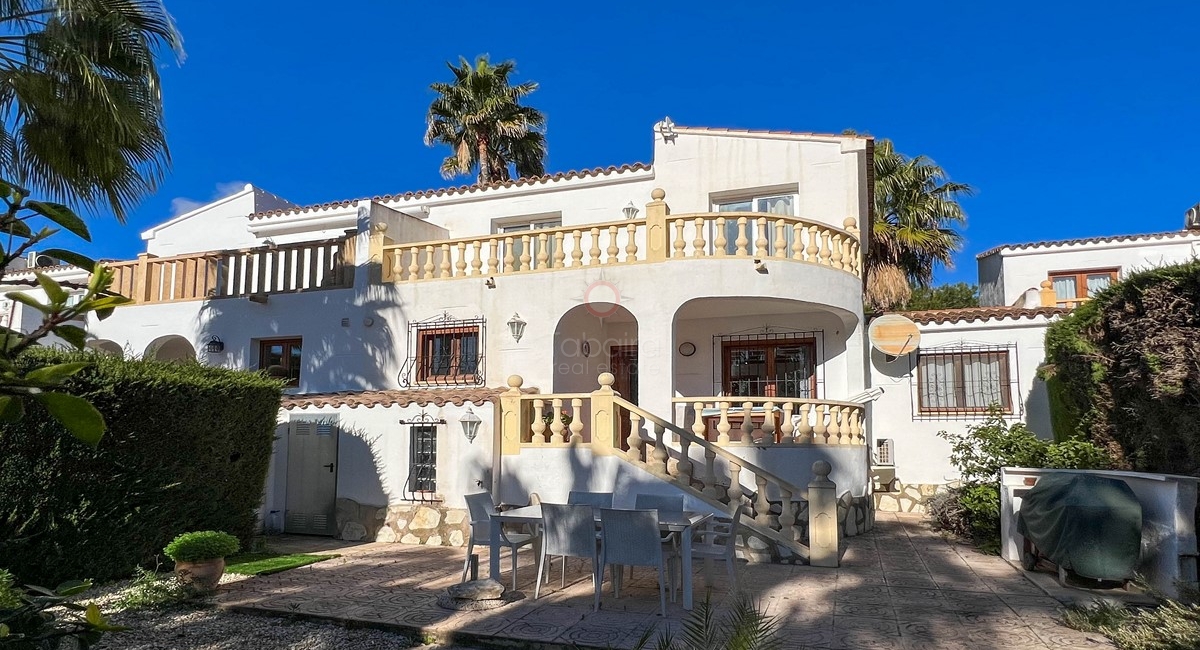 Mediterrane villa te koop in Moraira naast de stad