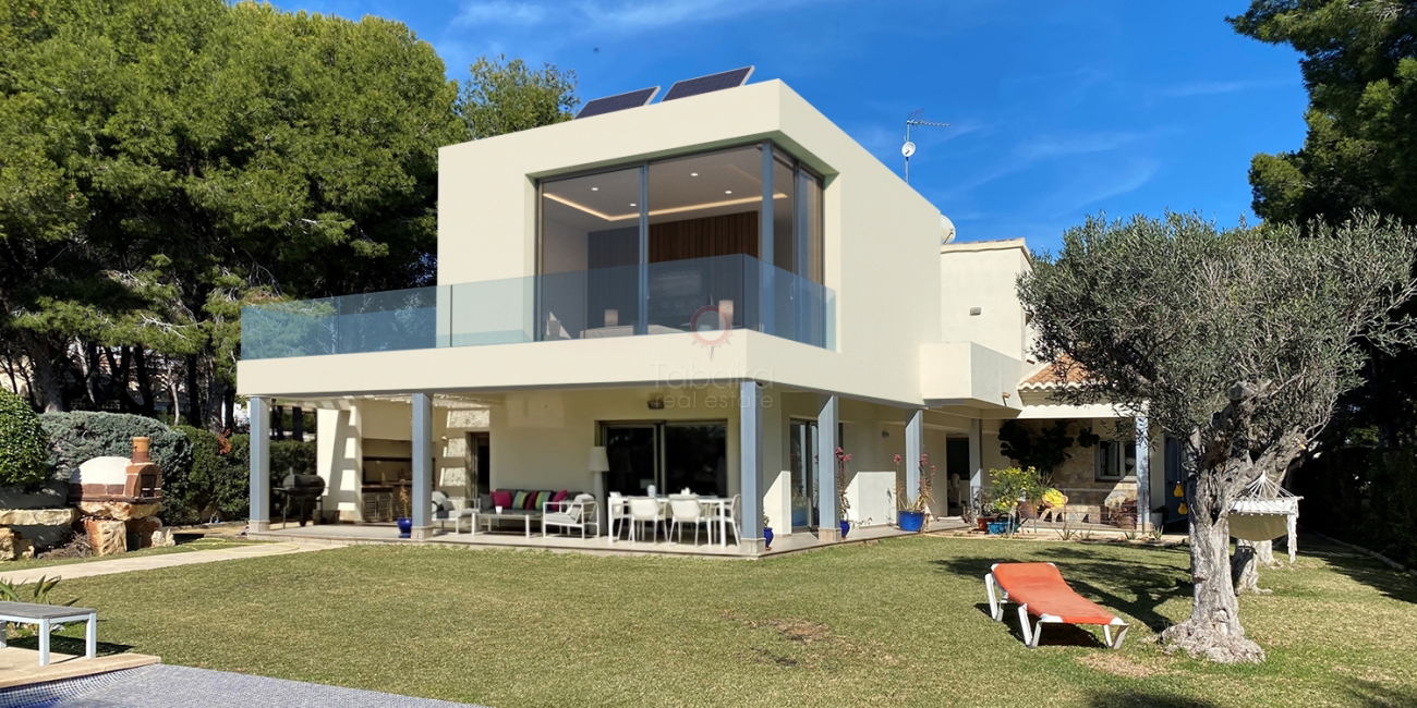 Moderne Designvilla mit Meer zum Verkauf in Cometa Moraira