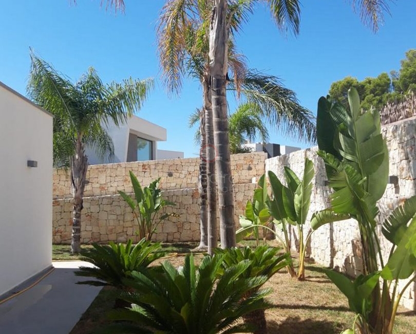 ▷ Moraira Property - Eerste lijn naar de zee villa te koop in Benissa