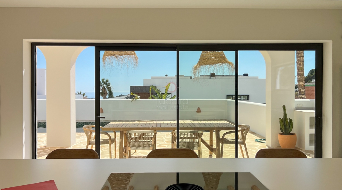 ▷ Villa de luxe de style Ibiza à vendre à Moraira
